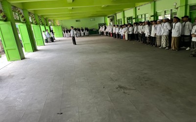 MA Sunan Kalijogo Gelar Upacara Hari Santri Nasional 2025: “Santri Mengawal Indonesia Merdeka Menuju Peradaban Dunia”